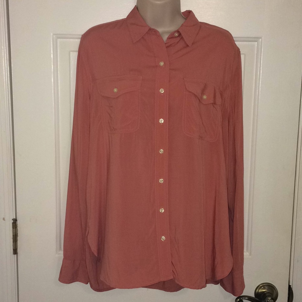 Ann Taylor Loft Button-Down Collar Top